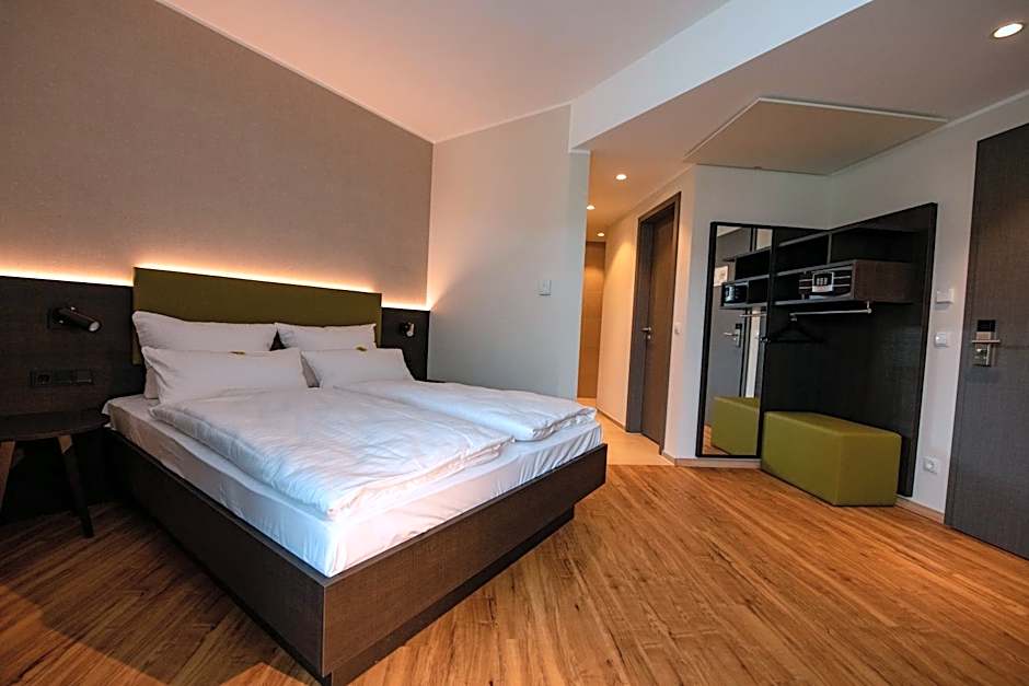 EINSTEIN Hotel am Römerpark