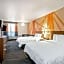 La Quinta Inn & Suites by Wyndham Waco Downtown - Baylor