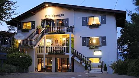Troldhaugen Lodge - Adults Only