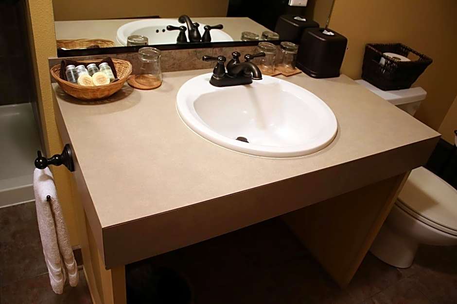 Iowa House Historic Inn