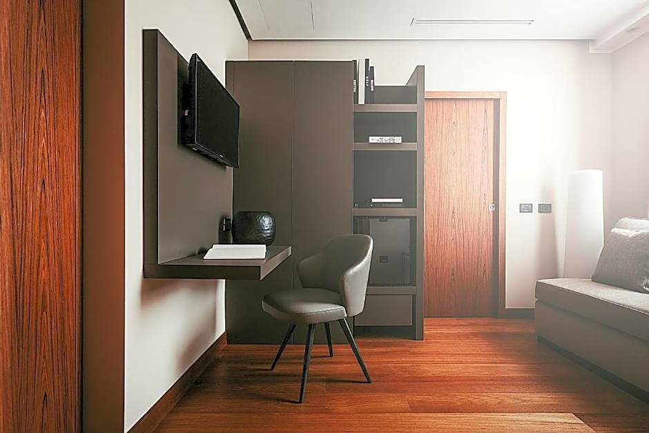 Bacã Suites, Restaurant & Bar