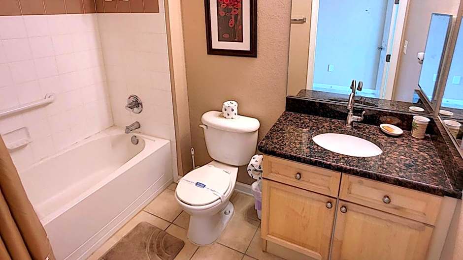 Pool Side Tree House