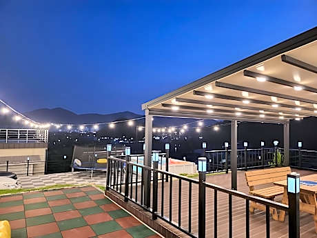 A Great View Kids Pool Villa Pension