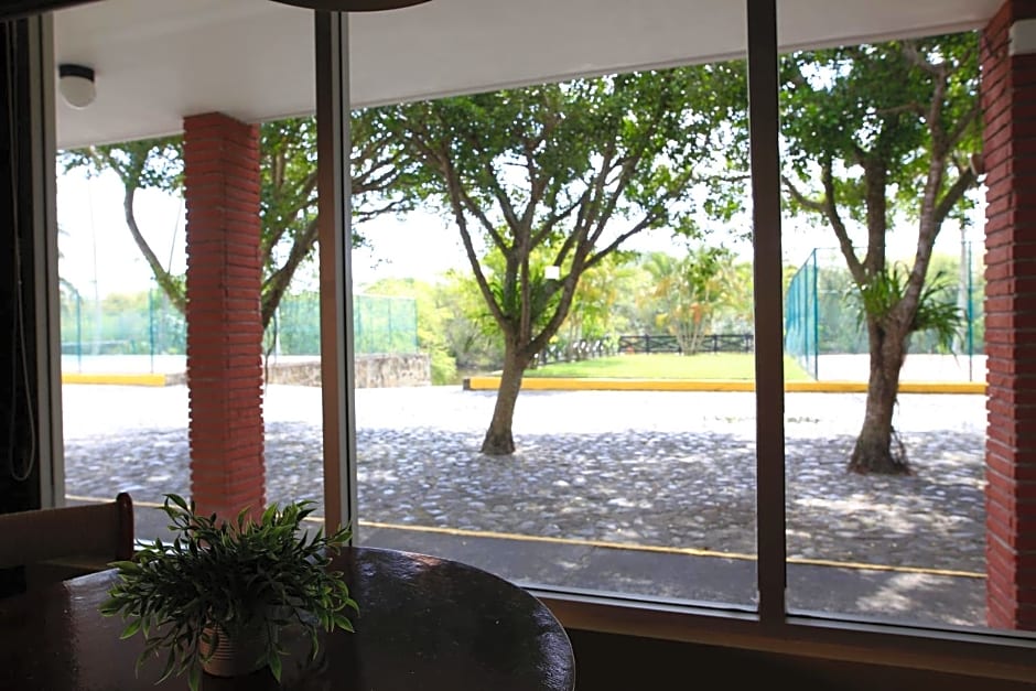 Hotel Plaza Palmas