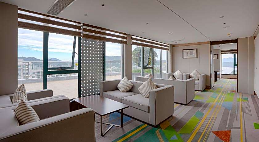 Holiday Inn One Thousand Island Lake By IHG