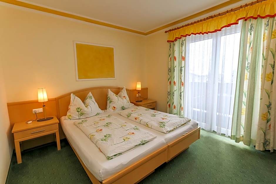 Alpenhotel Tauernstüberl