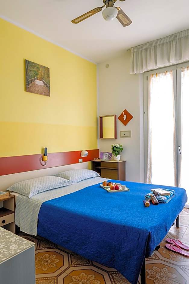 Hotel Cesari