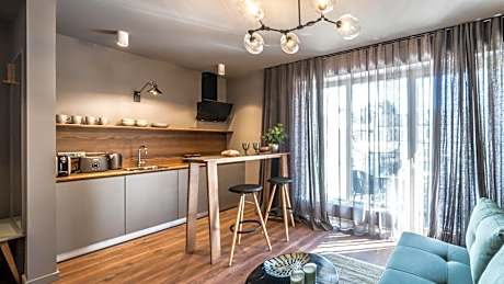 Tamara Suites & Apartments