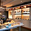 AC Hotel by Marriott Paris Porte Maillot