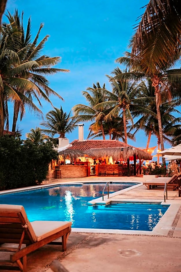Petit Lafitte Beach Front Hotel & Bungalows