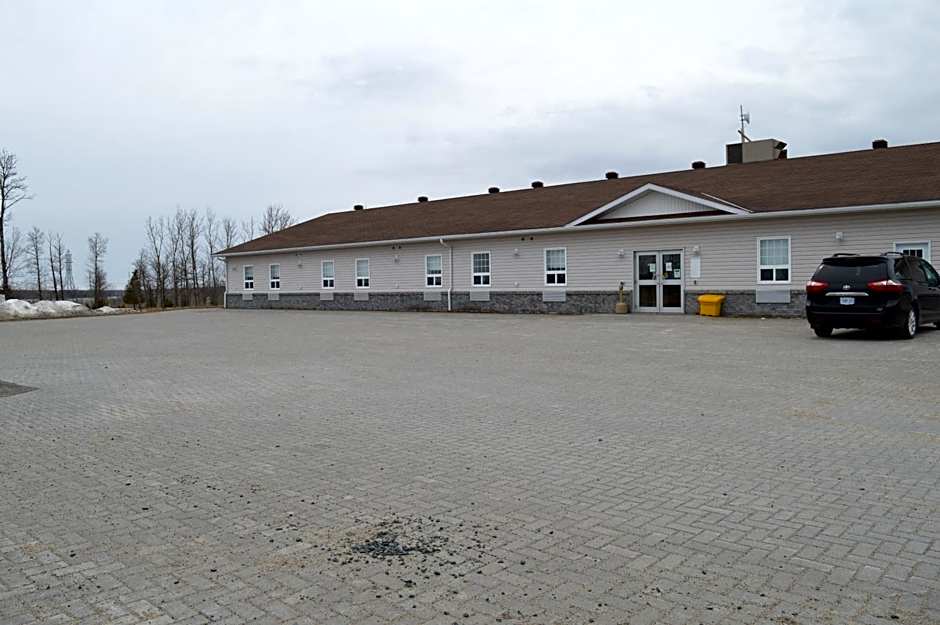 Auberge MacDonald Guest Inn