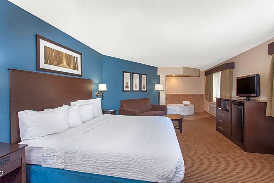 AmericInn by Wyndham Mankato Event Center