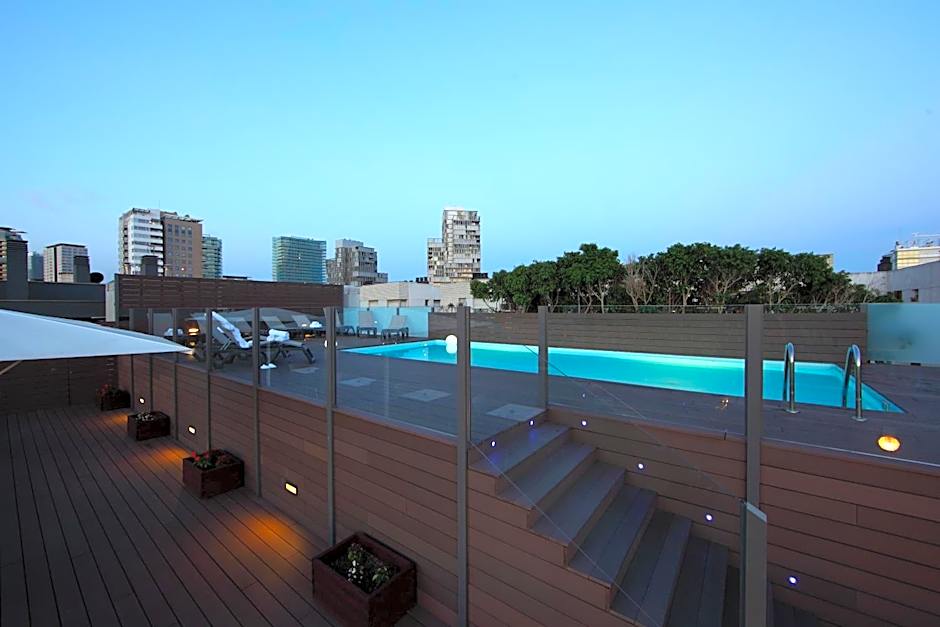 Attica 21 Barcelona Mar