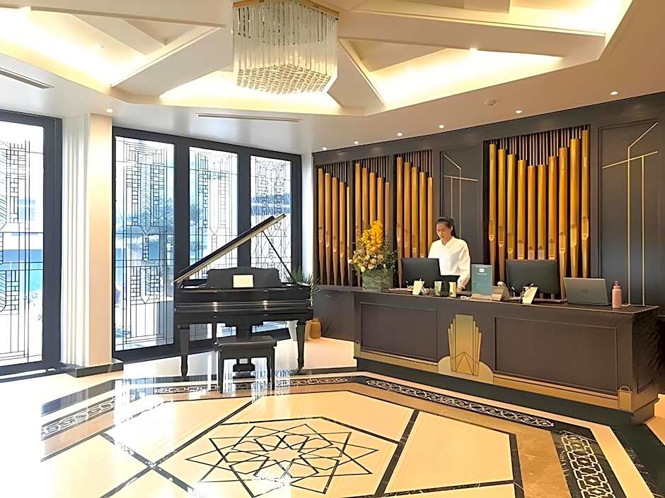 Hotel du Monde
