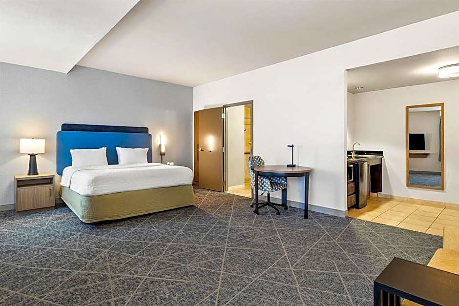 Hampton Inn By Hilton & Suites Merced