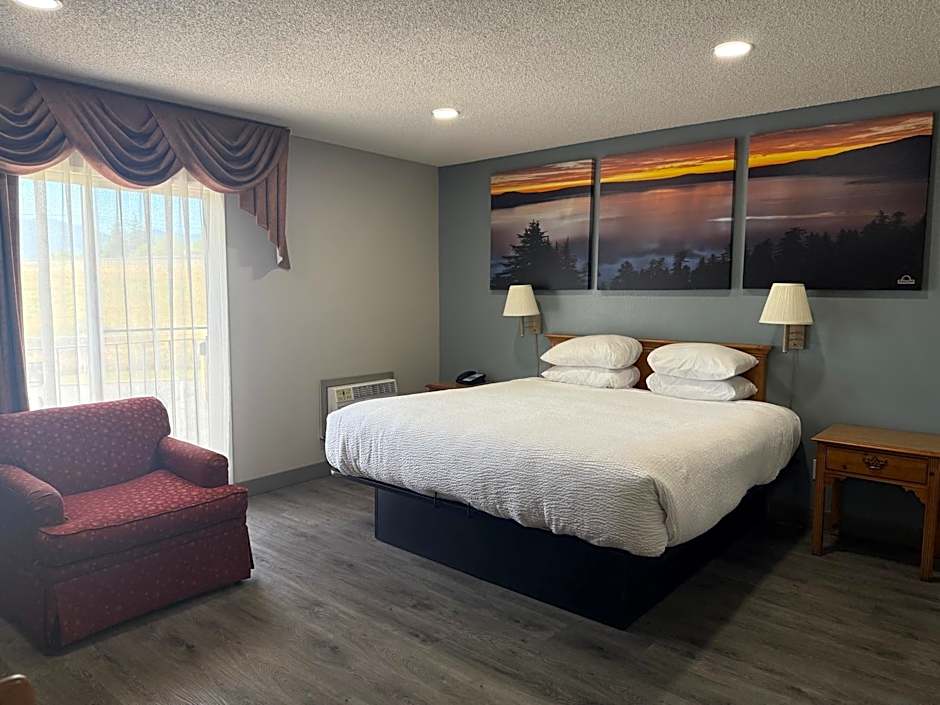 Days Inn by Wyndham Medford