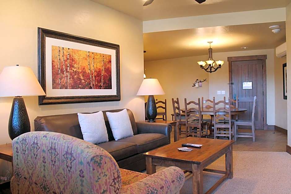 Grand Lodge on Peak 7