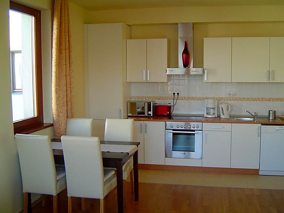 Trendy Deluxe Apartments