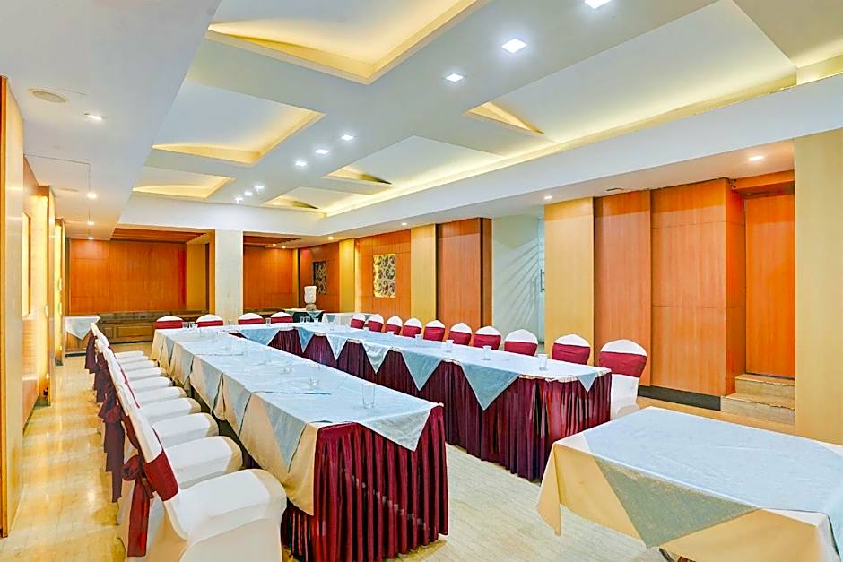 Palette Hotel Nisarga by CheckIn, Bhopal