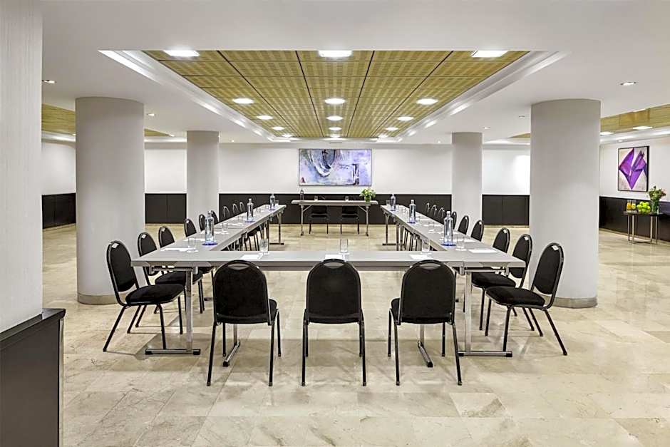 NH Ciudad De Santander