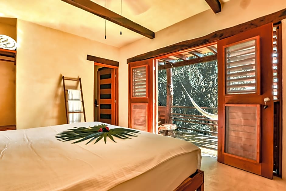 Hotel Buenavista Bacalar Jungle Experience