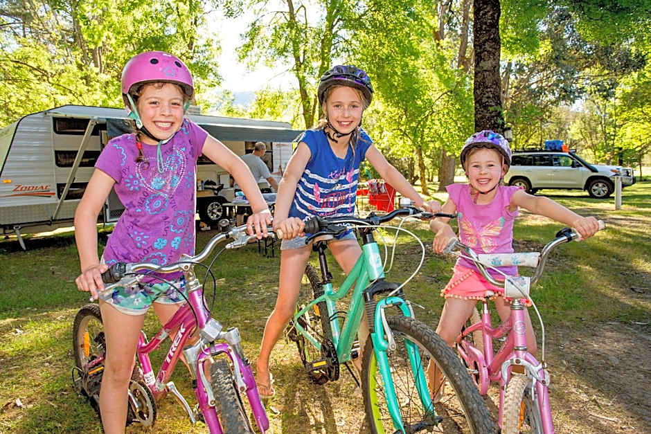 Discovery Parks - Bright