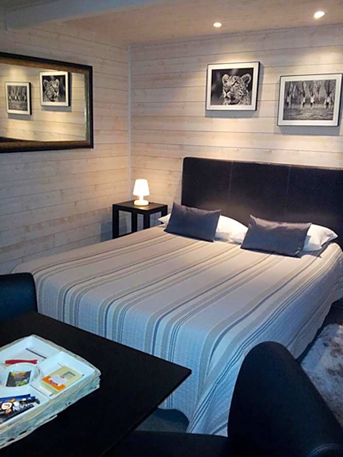 Timazen Lodges Agen Sud