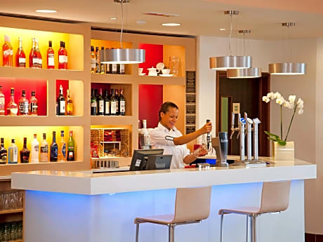 ibis Gloucester