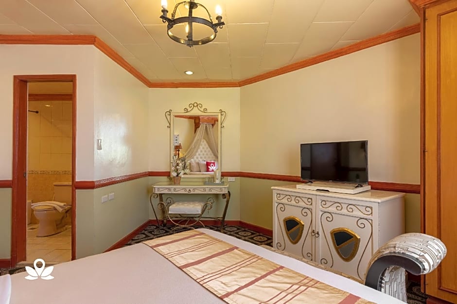 ZEN Rooms Camelot Hotel QC