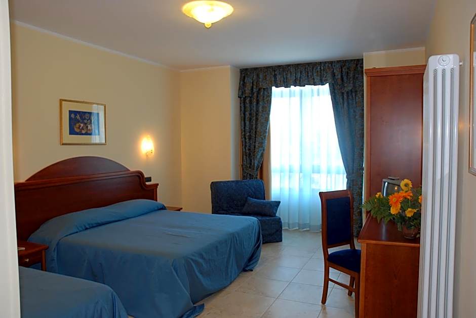 Hotel Duca Di Calabria