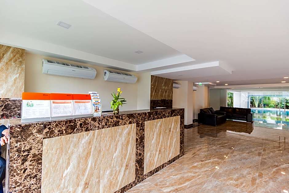 Club Royal Wongamat by Pattaya Sunny Rentals