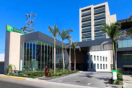 Holiday Inn & Suites Puerto Vallarta Marina & Golf By IHG
