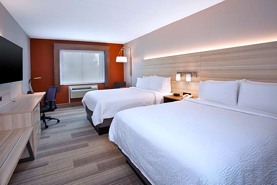 Holiday Inn Express Hotel & Suites Rochester Webster By IHG