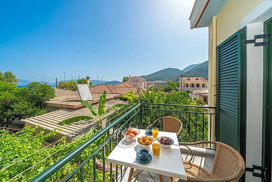 Filalithis Studios & Apartments