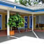 Blue Violet Motor Inn