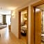 Blue Wave Suite Hotel
