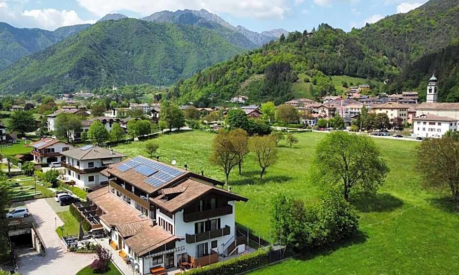 Hotel Garni My Ledro