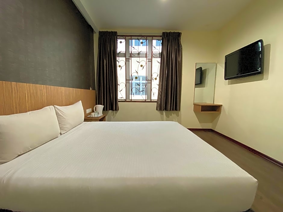 OYO 89752 7 DAYS EXPRESS HOTEL
