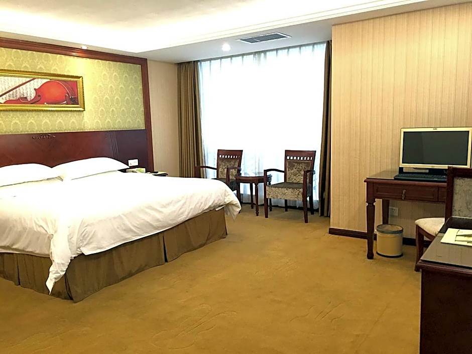 Vienna International Hotel Changsha Yuelushan West Bus Metro Station