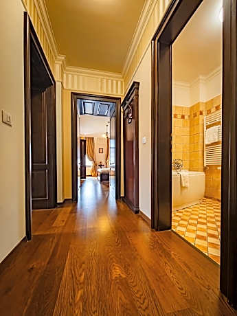 Superior Business Apartment