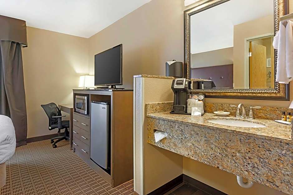Best Western Plus Yakima Hotel
