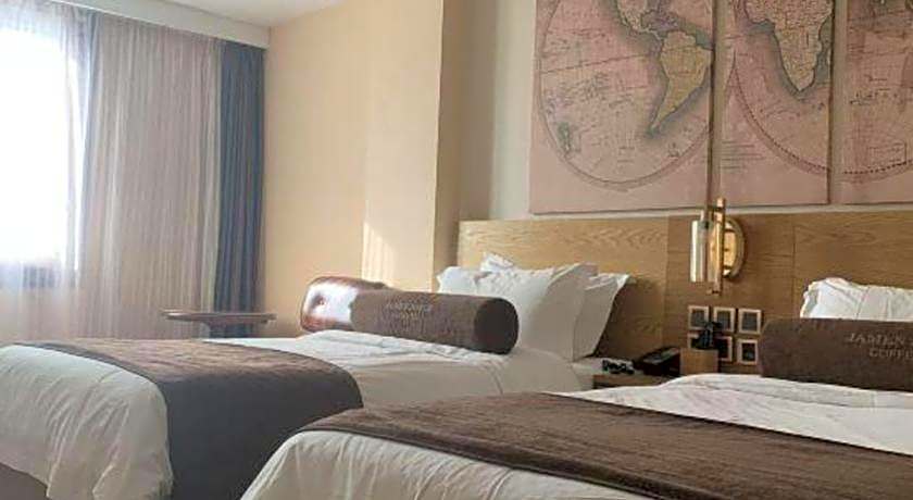 James Joyce Coffetel Baoding Railway Station