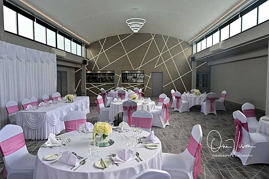 Best Western Premier Heronston Hotel & Spa