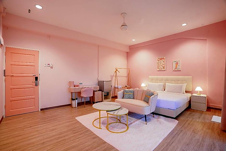 Palette Pink Cabana George Town