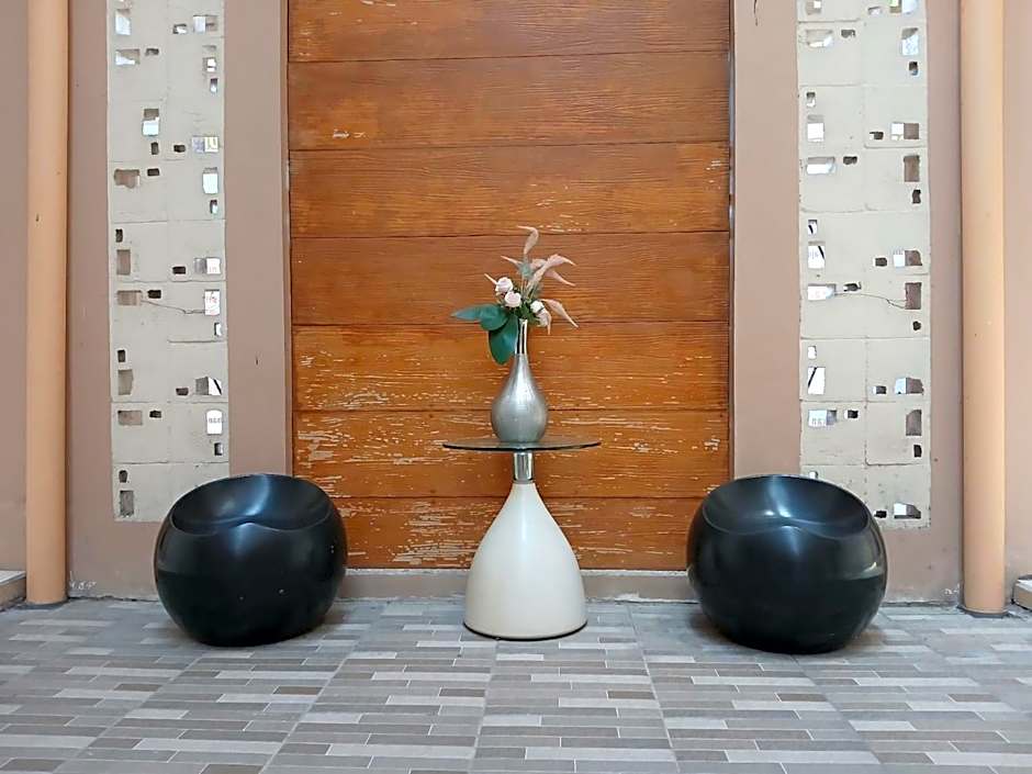 RedDoorz Syariah near Masjid Al-Aqsha Klaten