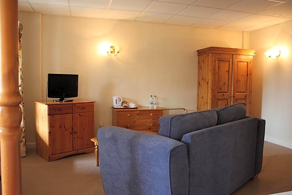 Oliver Cromwell Hotel