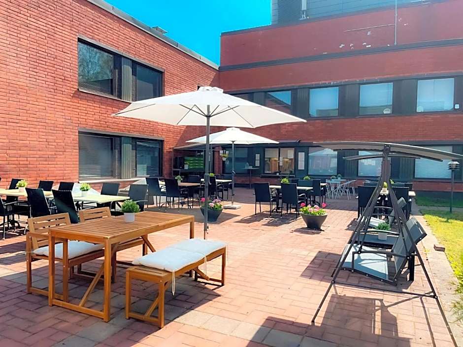 Hotel Haaga Central Park