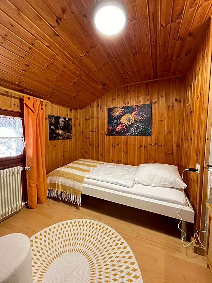 Auberge Restaurant les Aiguilles Rouges