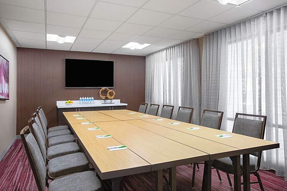 Courtyard by Marriott Bowling Green Convention Center