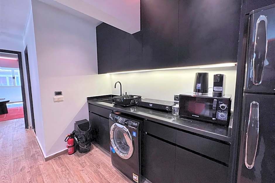 The 2 BDR Scarlet Condo 5 min to CAI Airport